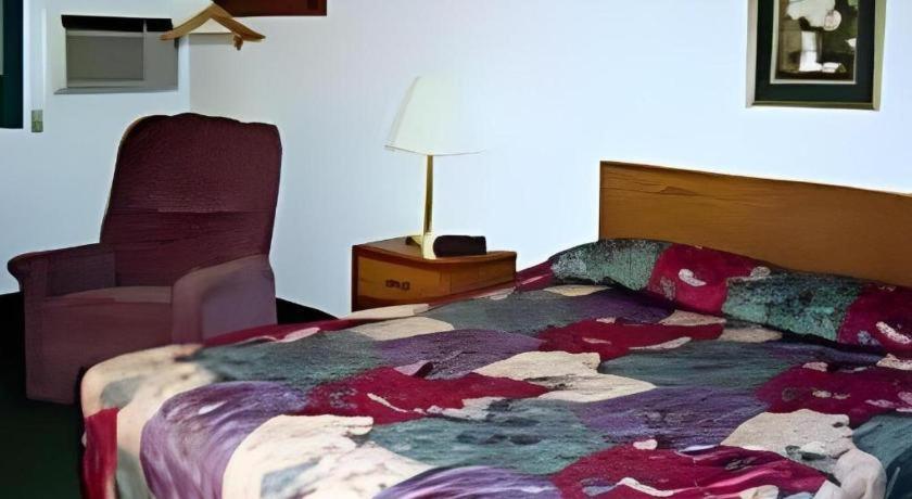 Americas Best Value Inn Torrington Exteriör bild